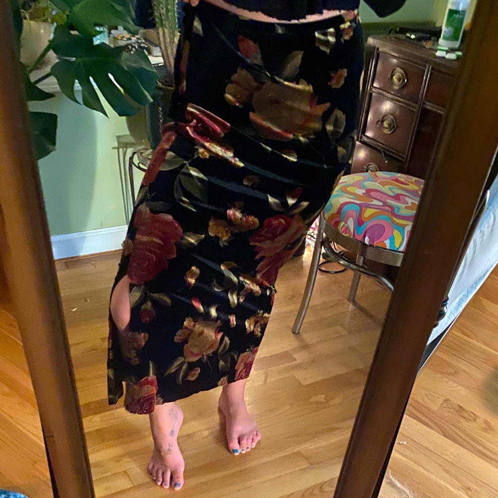 Vintage velvet floral skirt
